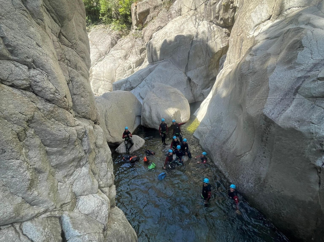 Grimpéo-Les Vans必去景点