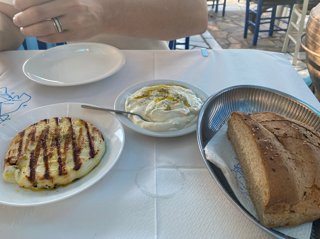 Artemis Family Tavern