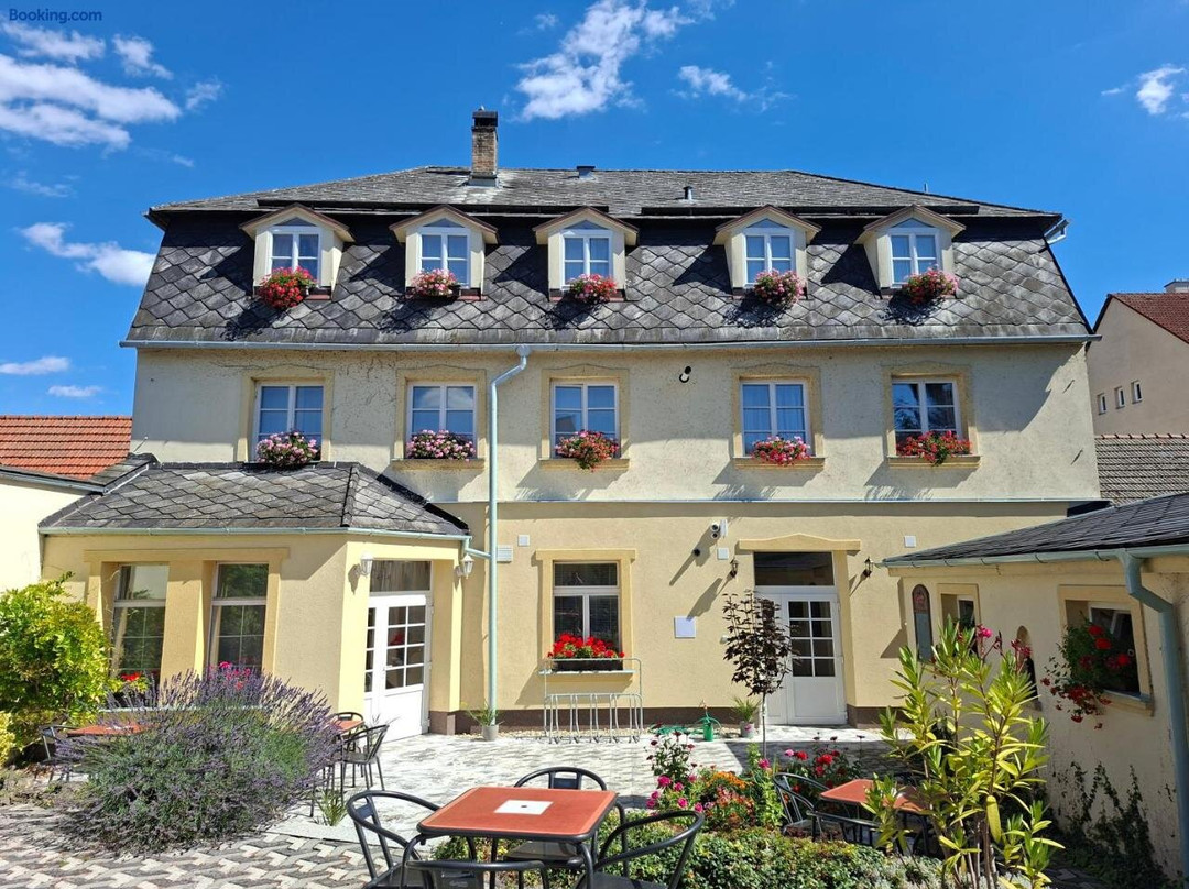 Hvozd酒店住宿-Hotel Alster