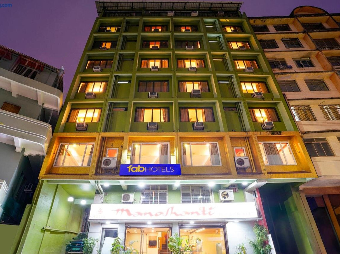 Fabhotel Manoshanti - Nr Big Daddy Casino