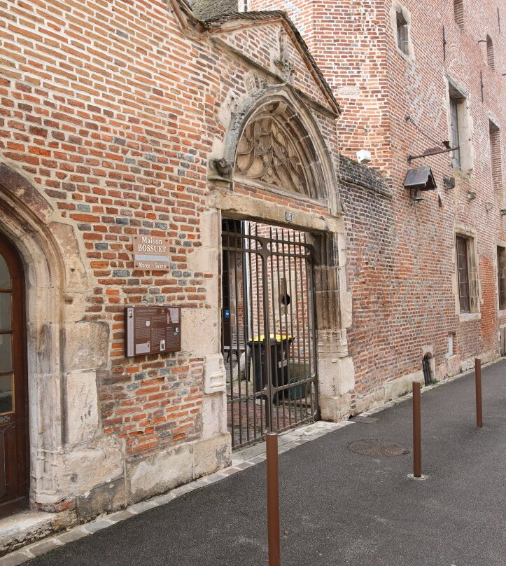 Maison Bossuet À Seurre-Seurre必去景点