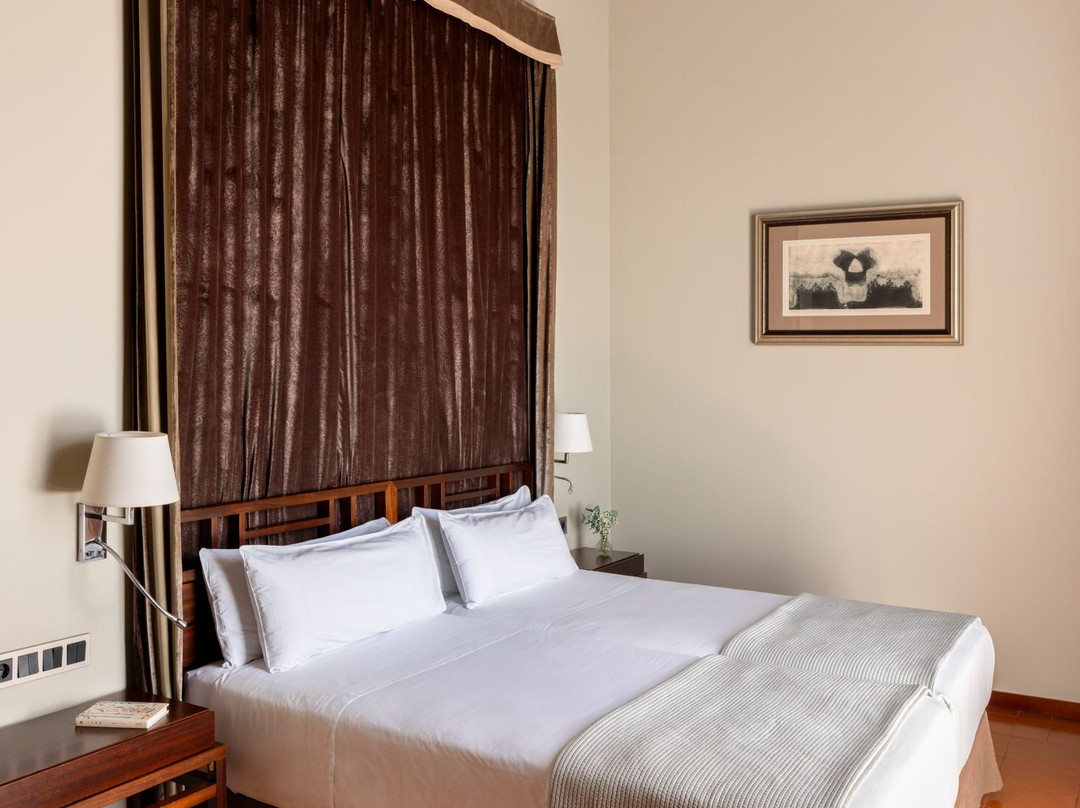 卡塞雷斯旅馆主图