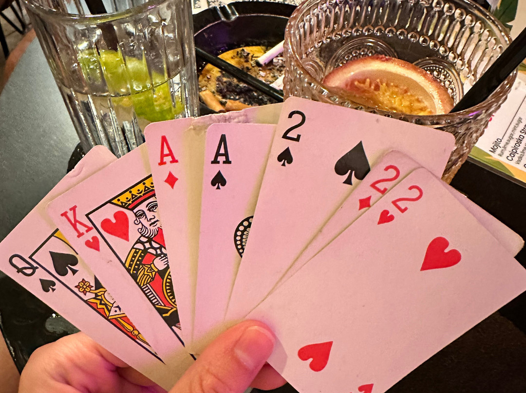 Vamos Cocktail Bar-Ksamil必去景点