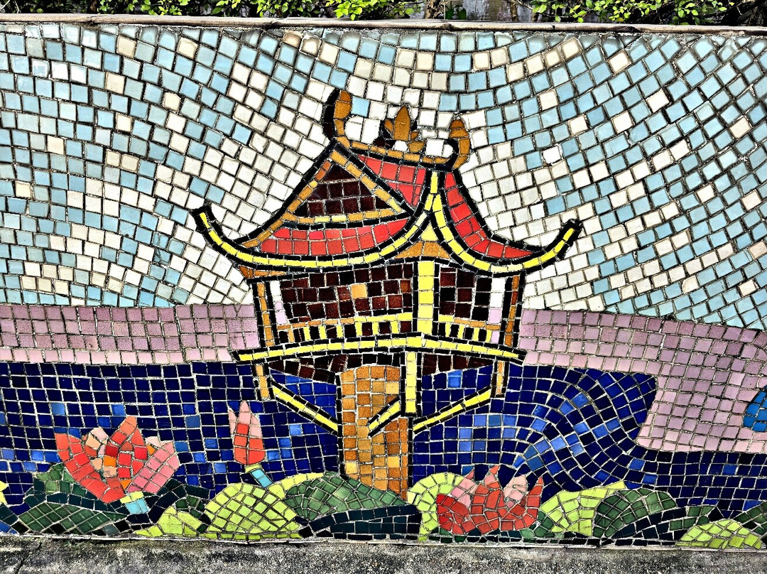 Hanoi Ceramic Mosaic Mural-河内必去景点