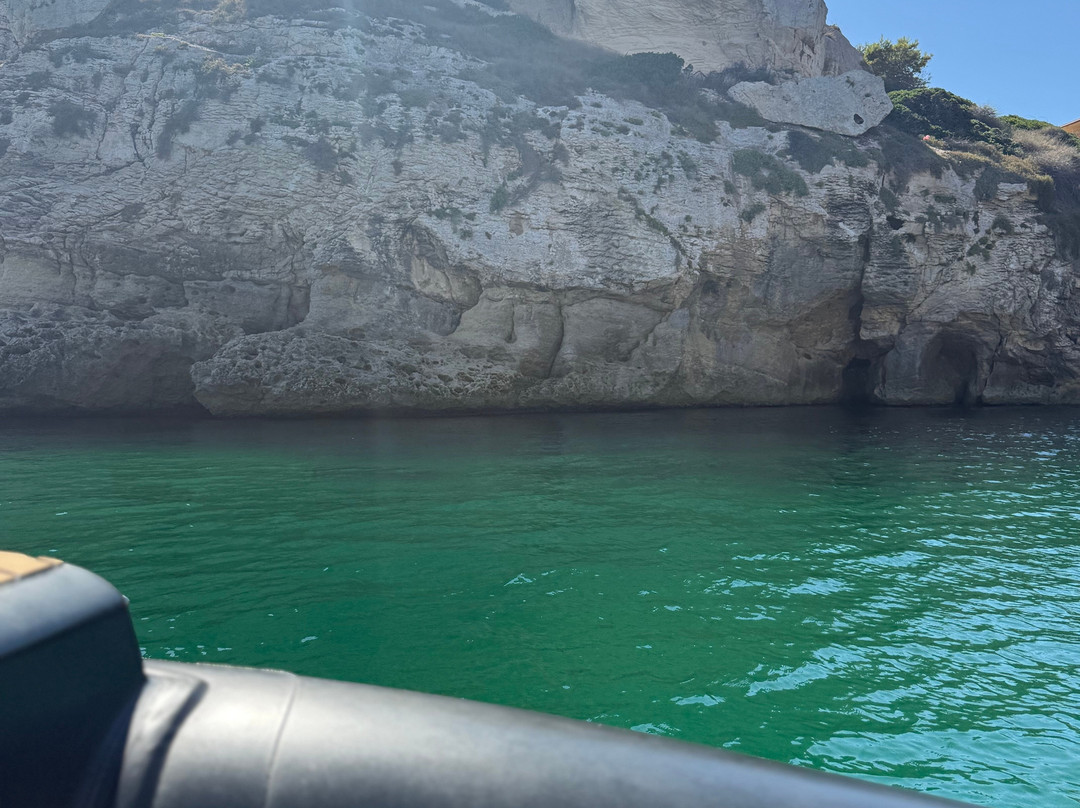 Boats in the Sea-卡利亚里省必去景点