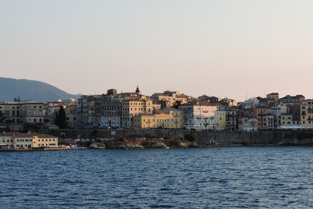 Guide me in Greece Corfu-Mparmpati必去景点