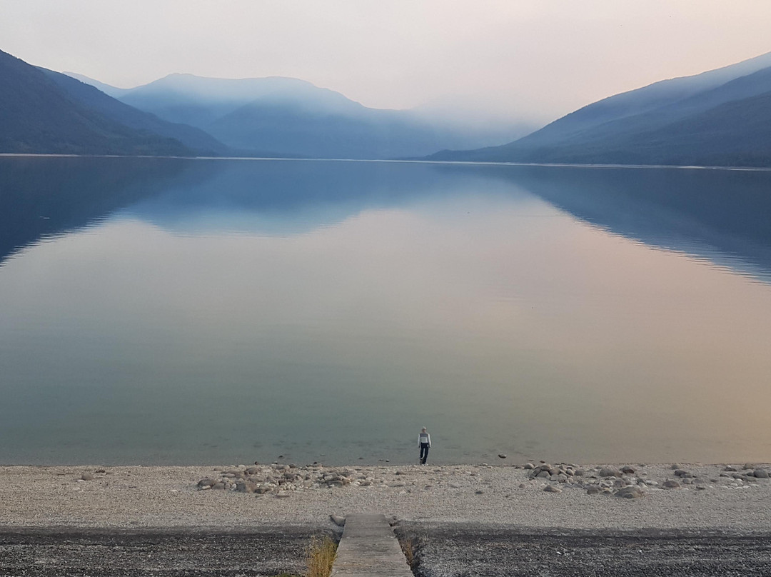 Nakusp Hot Springs Cedar Chalets主图