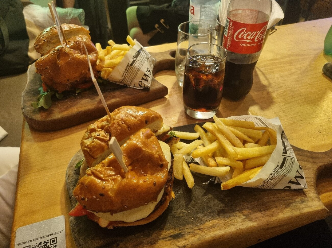 Burger House Republic