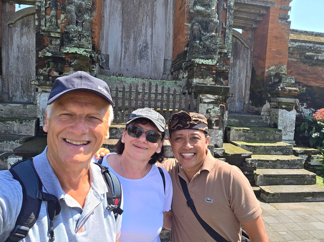 Bali Reiseleiter Fahrer-登巴萨必去景点