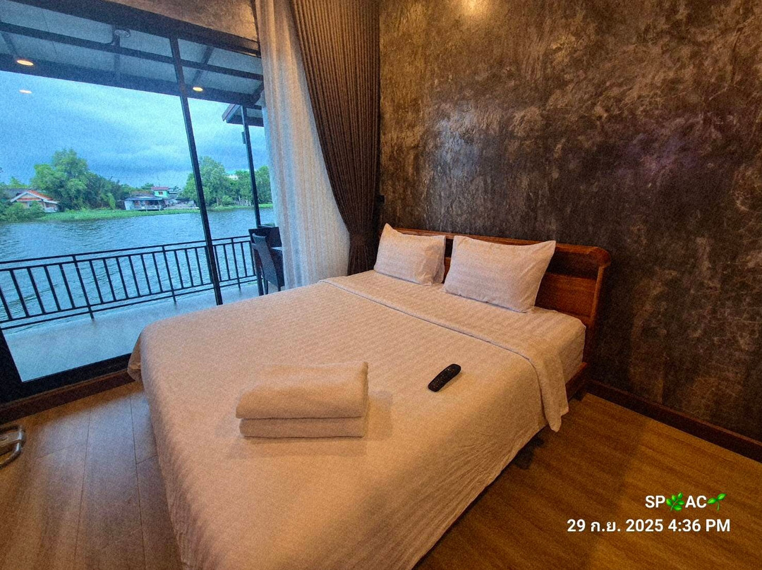 Ruan Chai Nam Resort Samut Sakhon