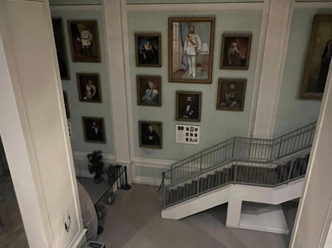 卡皮欧拉尼皇后饭店主图