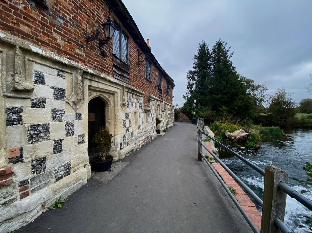 The Old Mill Hotel主图