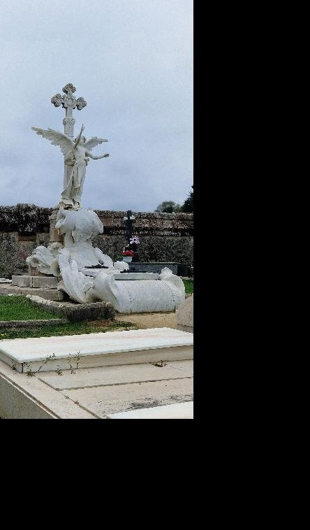 Cementerio de Comillas-科米利亚斯必去景点