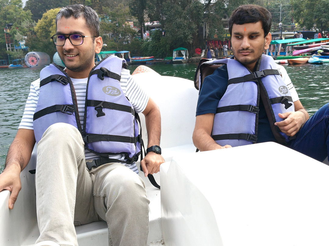 维克拉姆典雅酒店主图