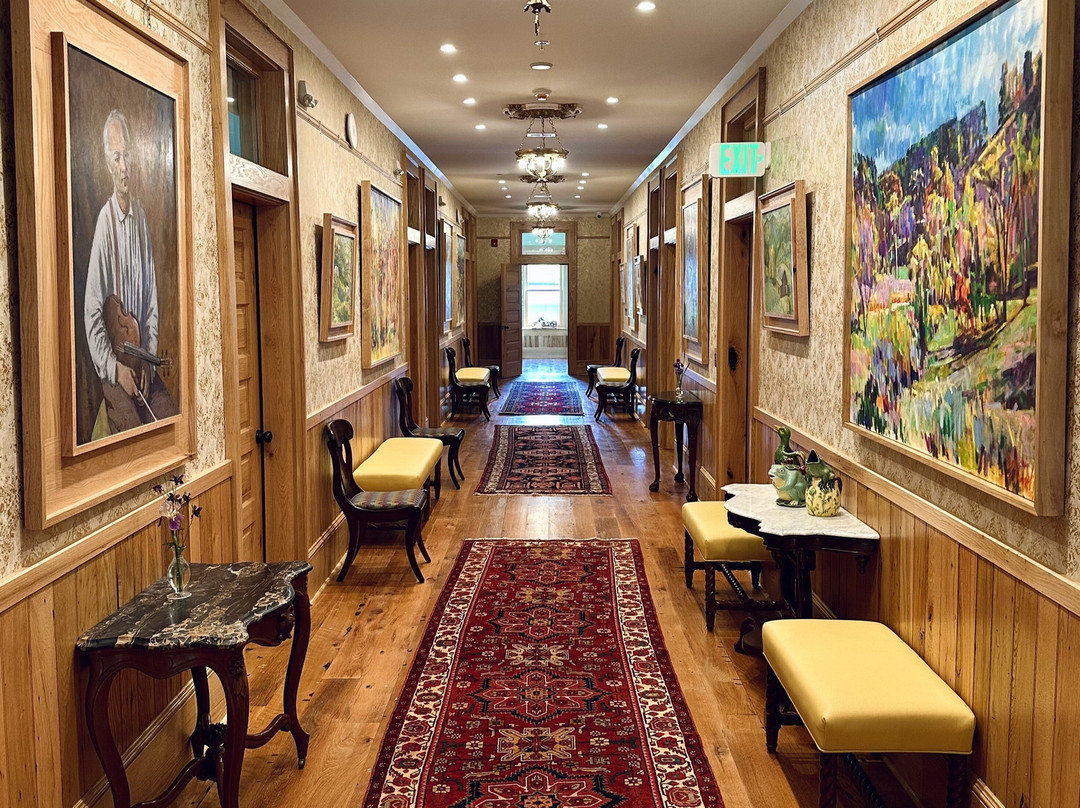 West Jefferson Hotel