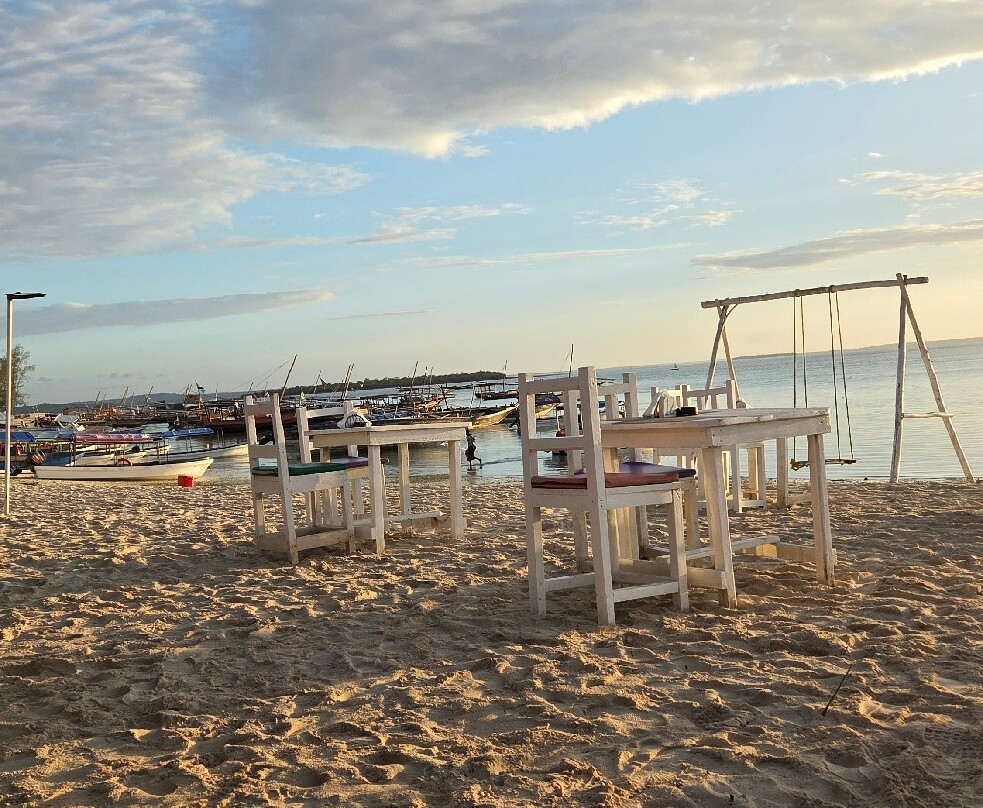 Sunseabar Beach Hotel Kendwa主图