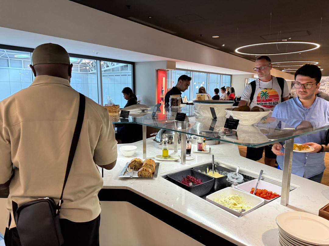 Aspire Lounge at Zurich Airport-奥普菲孔必去景点