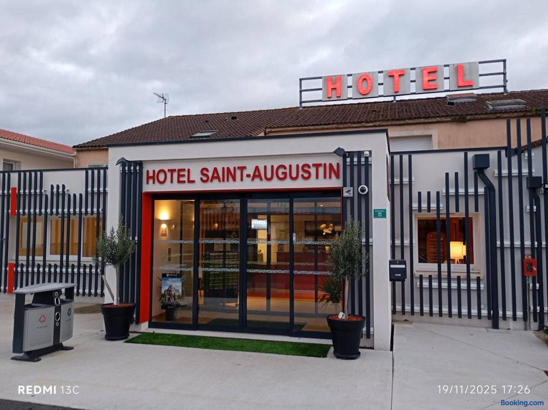 Montaigu酒店住宿-Le Relax Hotel