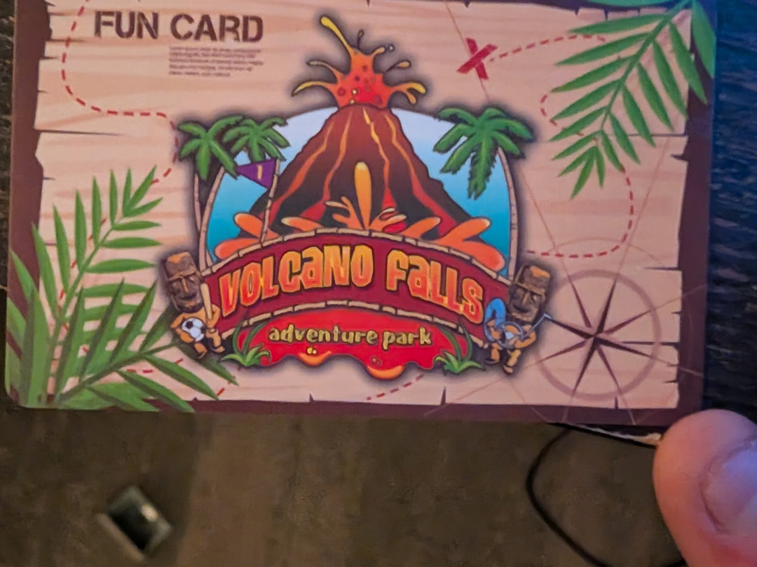 Volcano Falls Adventure Park-Loves Park必去景点