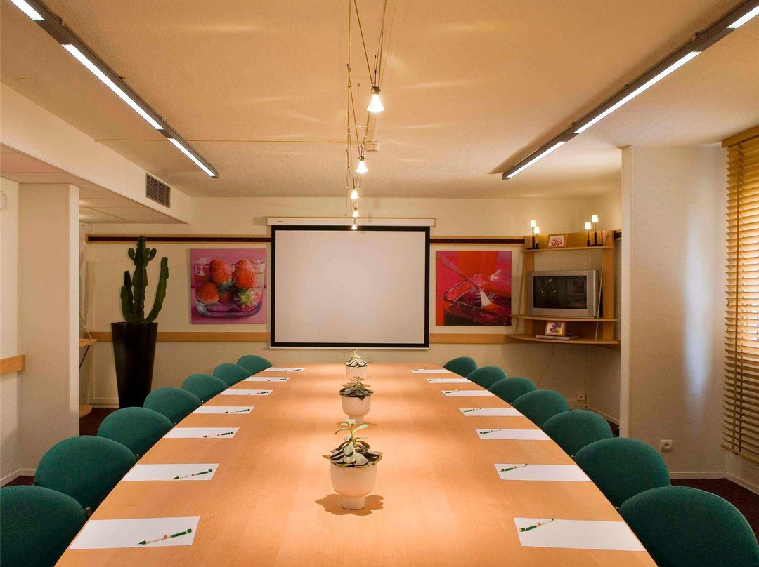 瓦皮酒店住宿-宜必思梅茨中心大教堂酒店