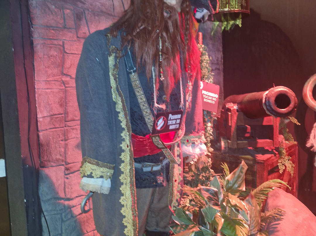 Aventura Pirata-康泊琉海水浴场必去景点