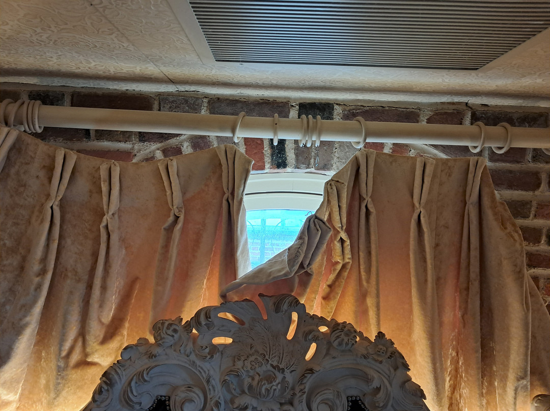 疯狂熊比肯斯菲尔德酒店