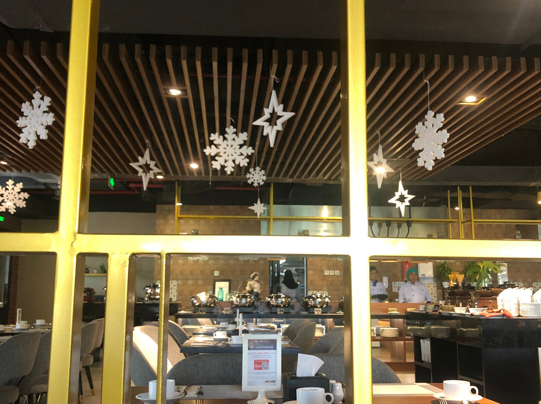 Grand Swiss-Belhotel Darmo Surabaya主图