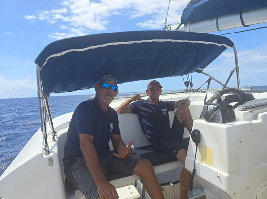 Croisieres & Decouvertes - Le Grand Bleu-圣吉尔莱班必去景点