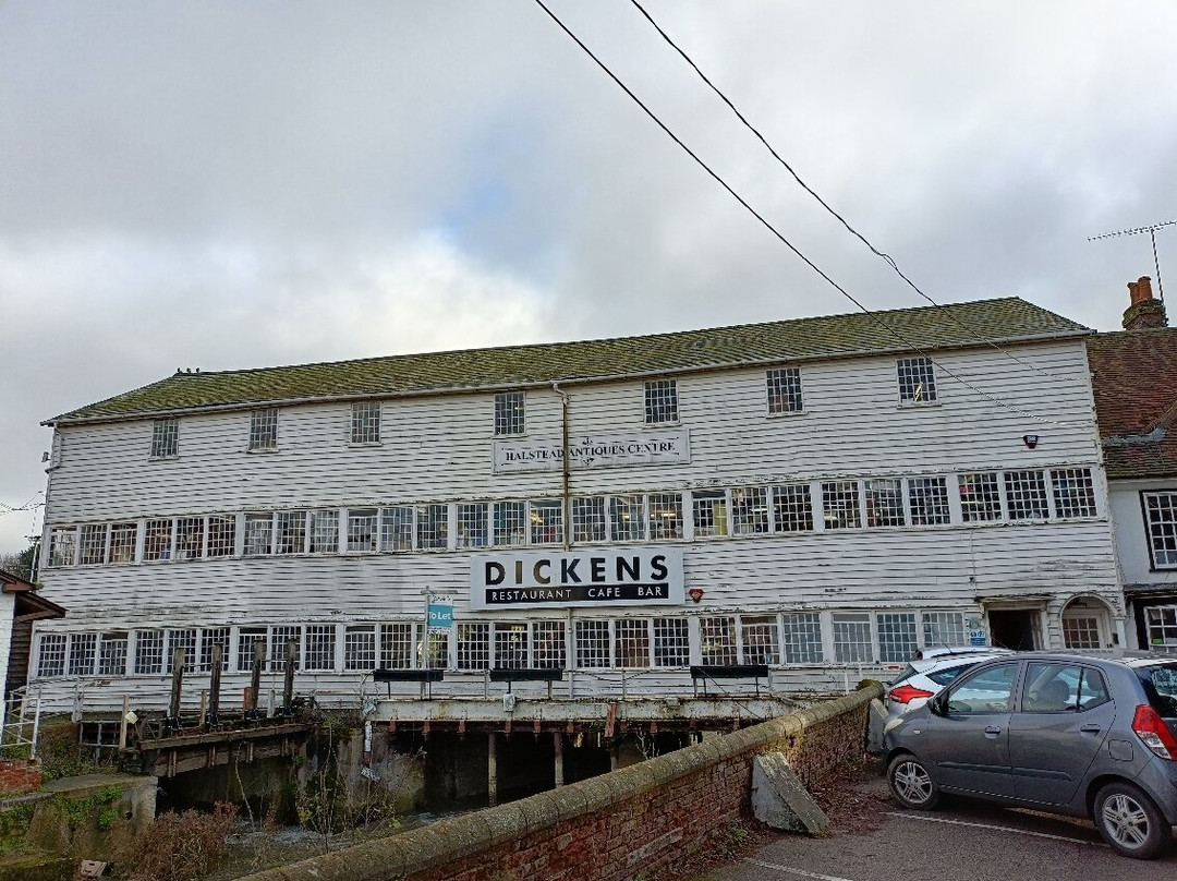 Halstead Antiques Centre-霍尔斯特德必去景点