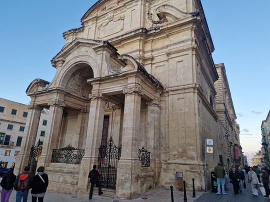 Plaza de San Jorge-马耳他岛必去景点