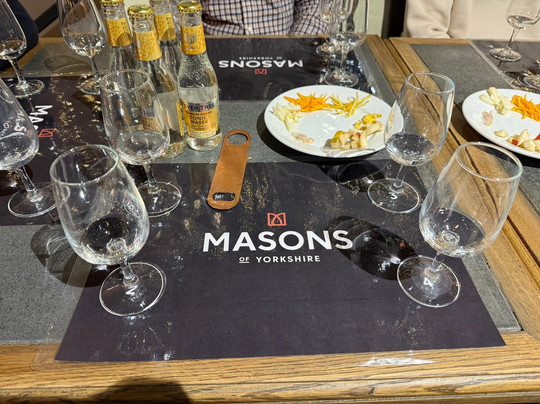 Masons of Yorkshire Distillery-Leeming Bar必去景点