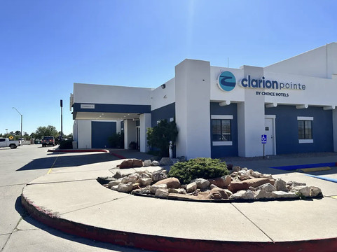 温斯洛酒店住宿-Clarion Pointe Winslow I-40