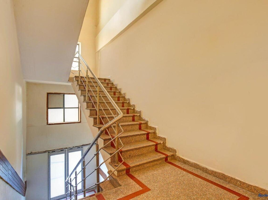 Super OYO Hotel NR Residency