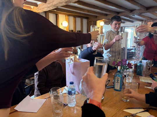 The Horse & Cart Inn主图