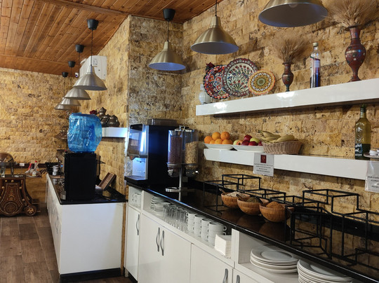 Town Season Hotel主图