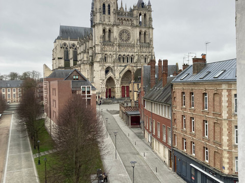 亚眠大教堂美居酒店主图