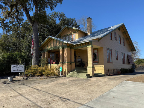 Hinson House Bed and Breakfast主图