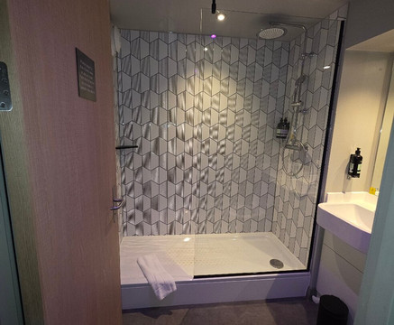 弗罗姆普瑞米尔酒店主图