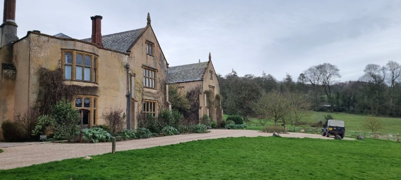 THE PIG at Combe - 德文-官方