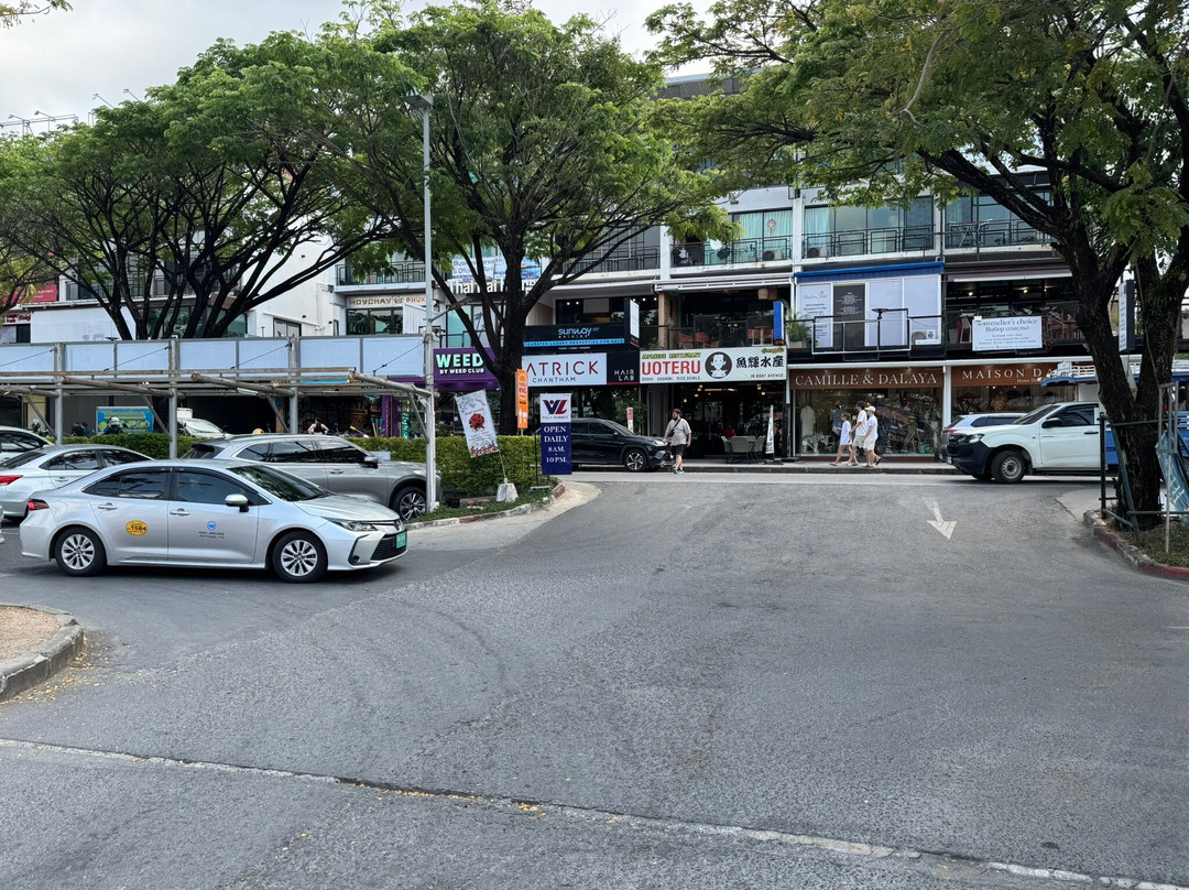 Boat Avenue Villa Market-呈塔累必去景点