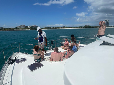 Sailing Outventure Catamaran Tours-雷哈托必去景点