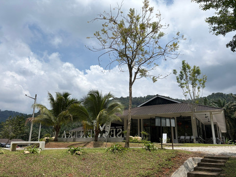 塞门特拉温泉自然度假村主图