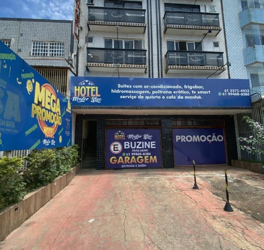 Hotel Master Blue