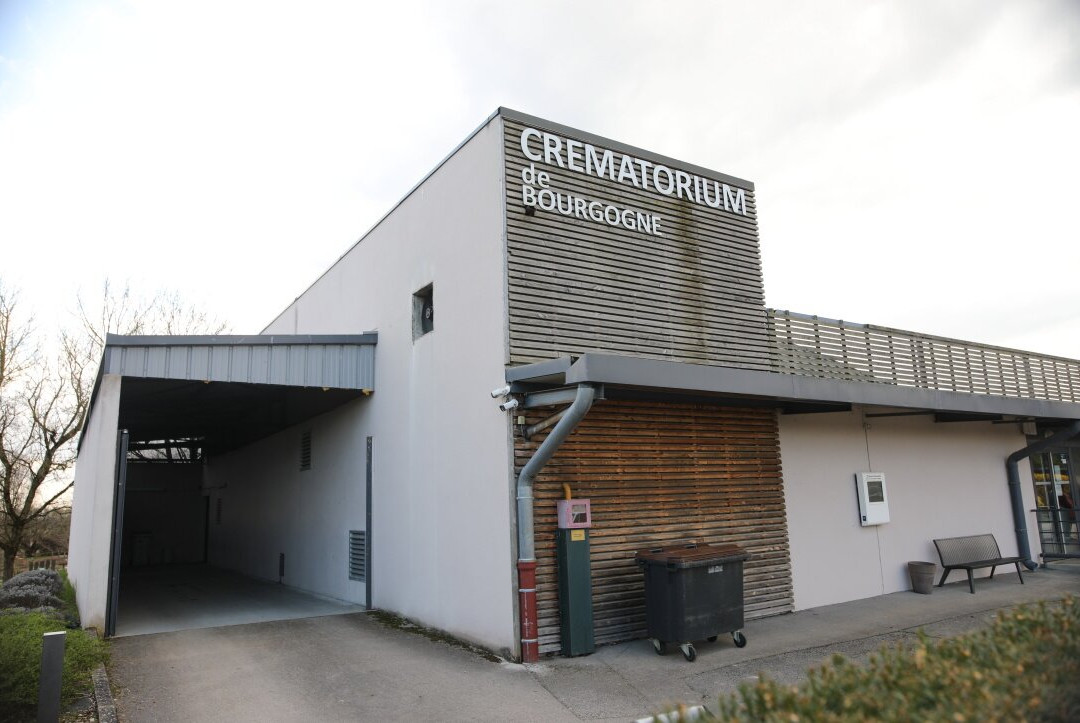 Crématorium de Bourgogne-Crissey必去景点