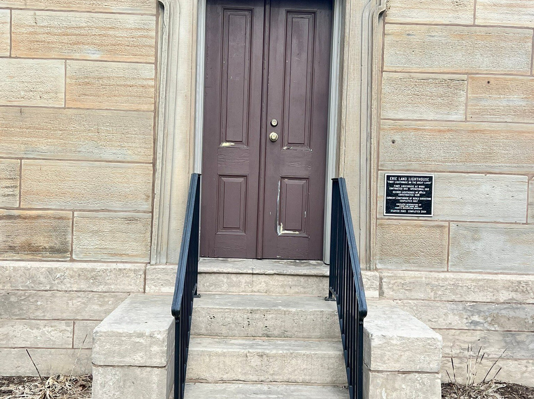 Erie Land Lighthouse-伊利必去景点