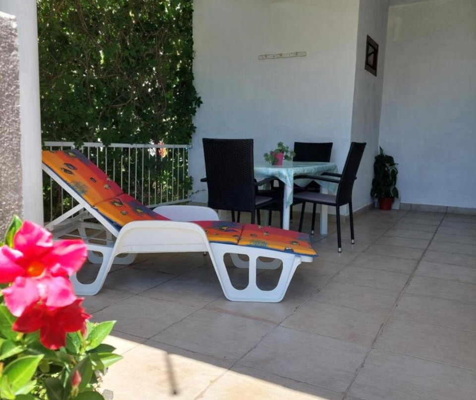 Apartmani Kapetan Podaca