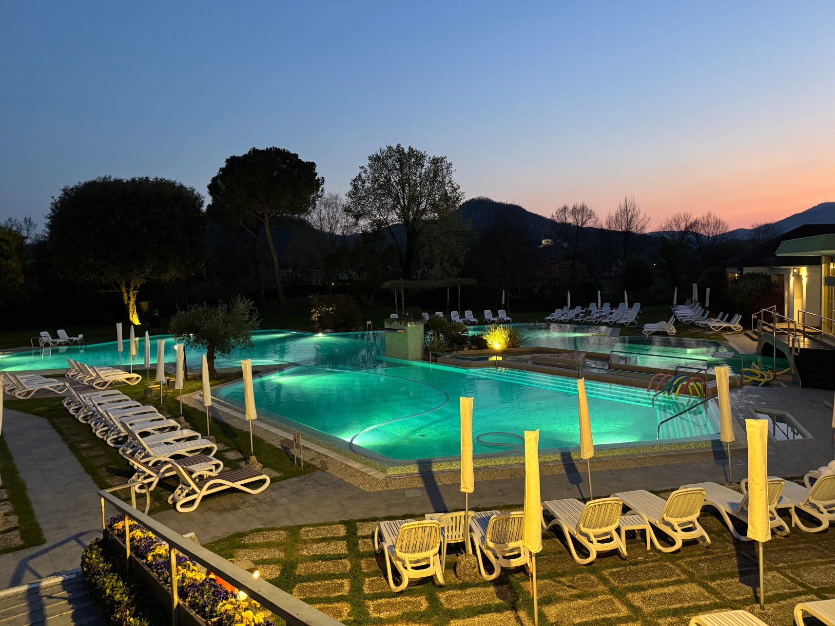 泰尔梅花园酒店-泳池