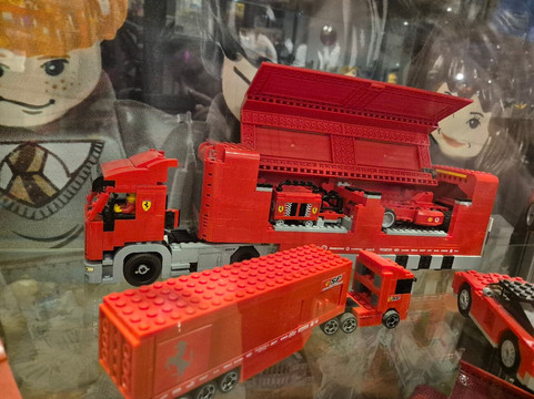 Museum van de Twintigste Eeuw-霍伦必去景点