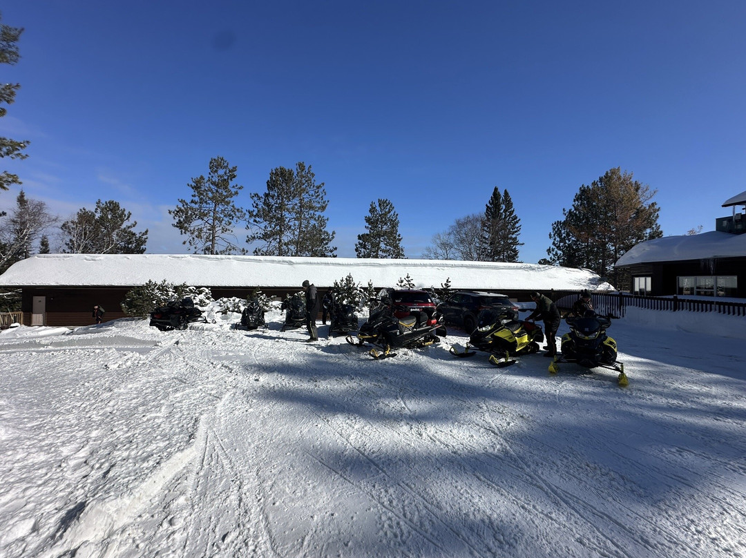 Temagami Shores Inn & Resort主图