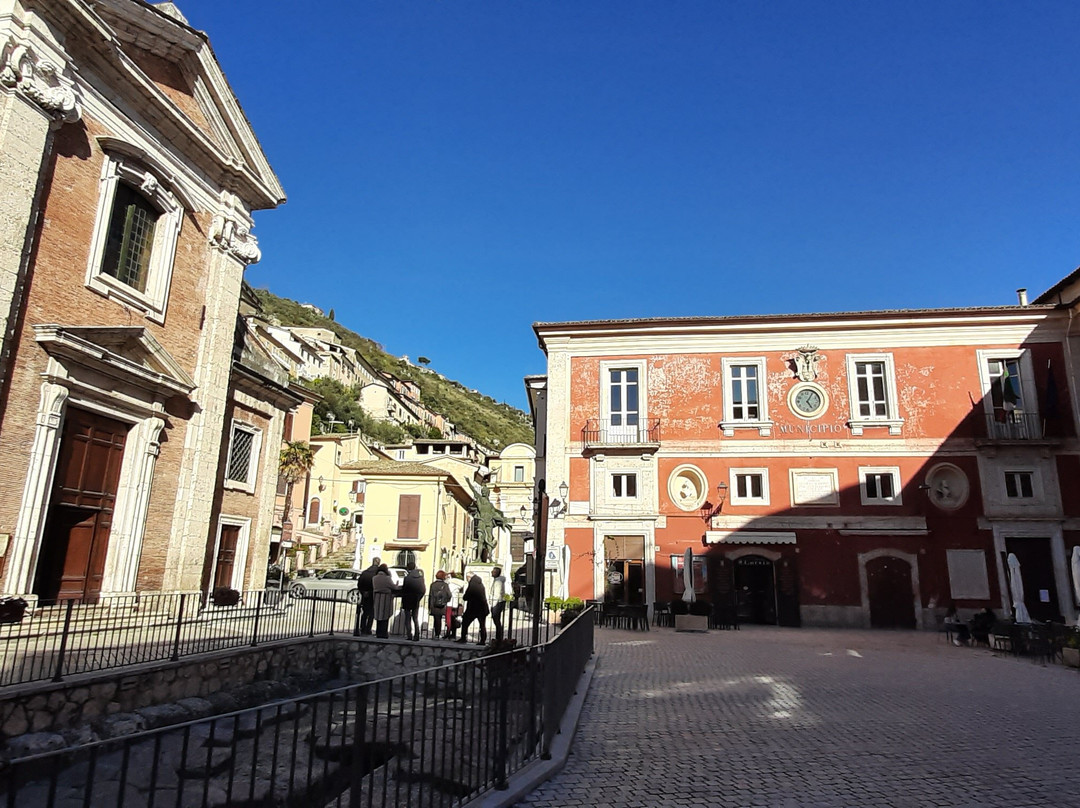 Piazza Municipio-Arpino必去景点